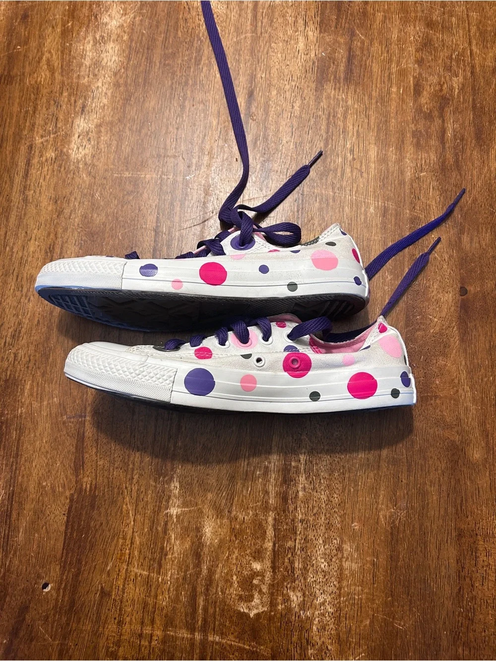 Converse Polka Dot Low Top Sneakers in Purple White and Pink